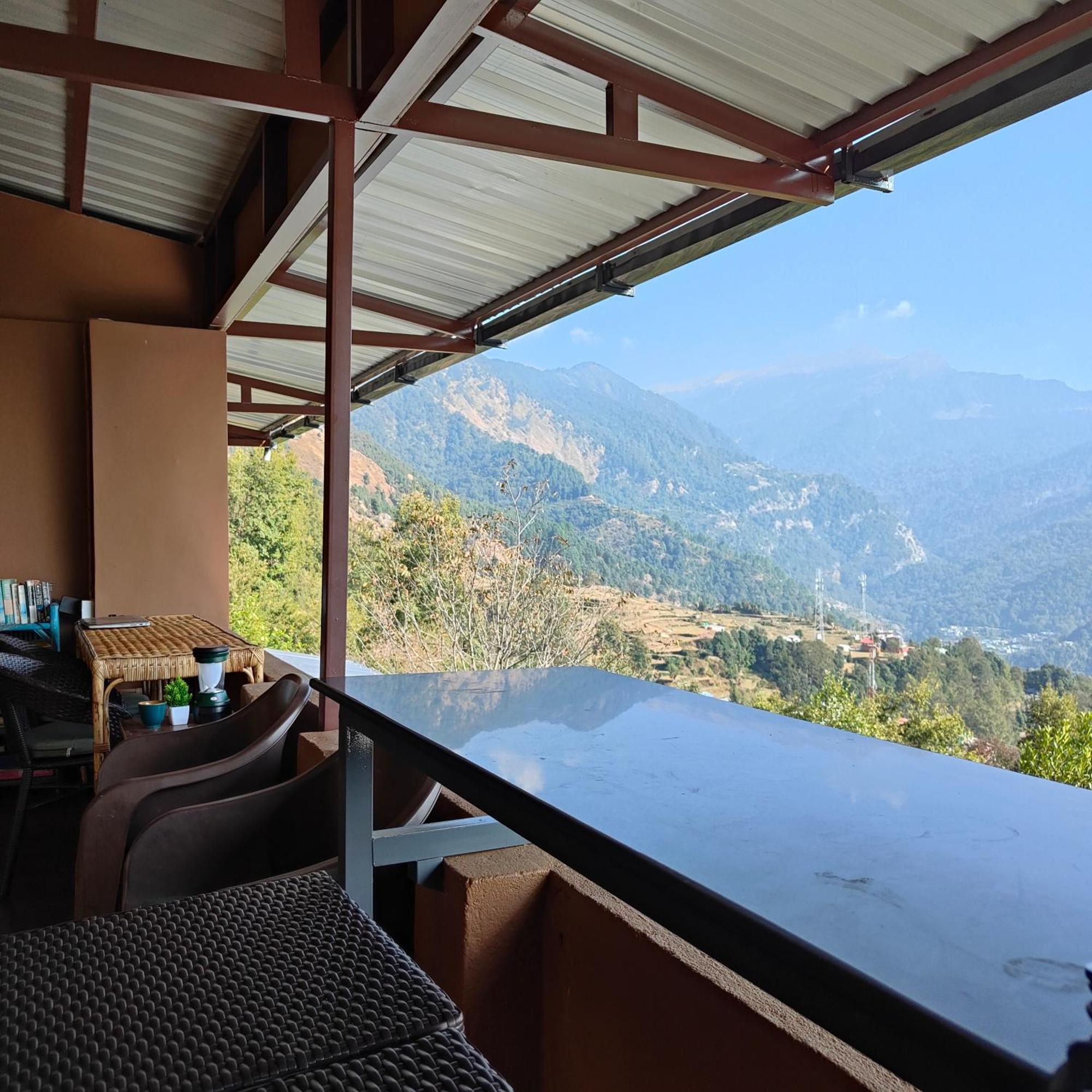 Cafe Buransh Villa Sari Eksteriør bilde