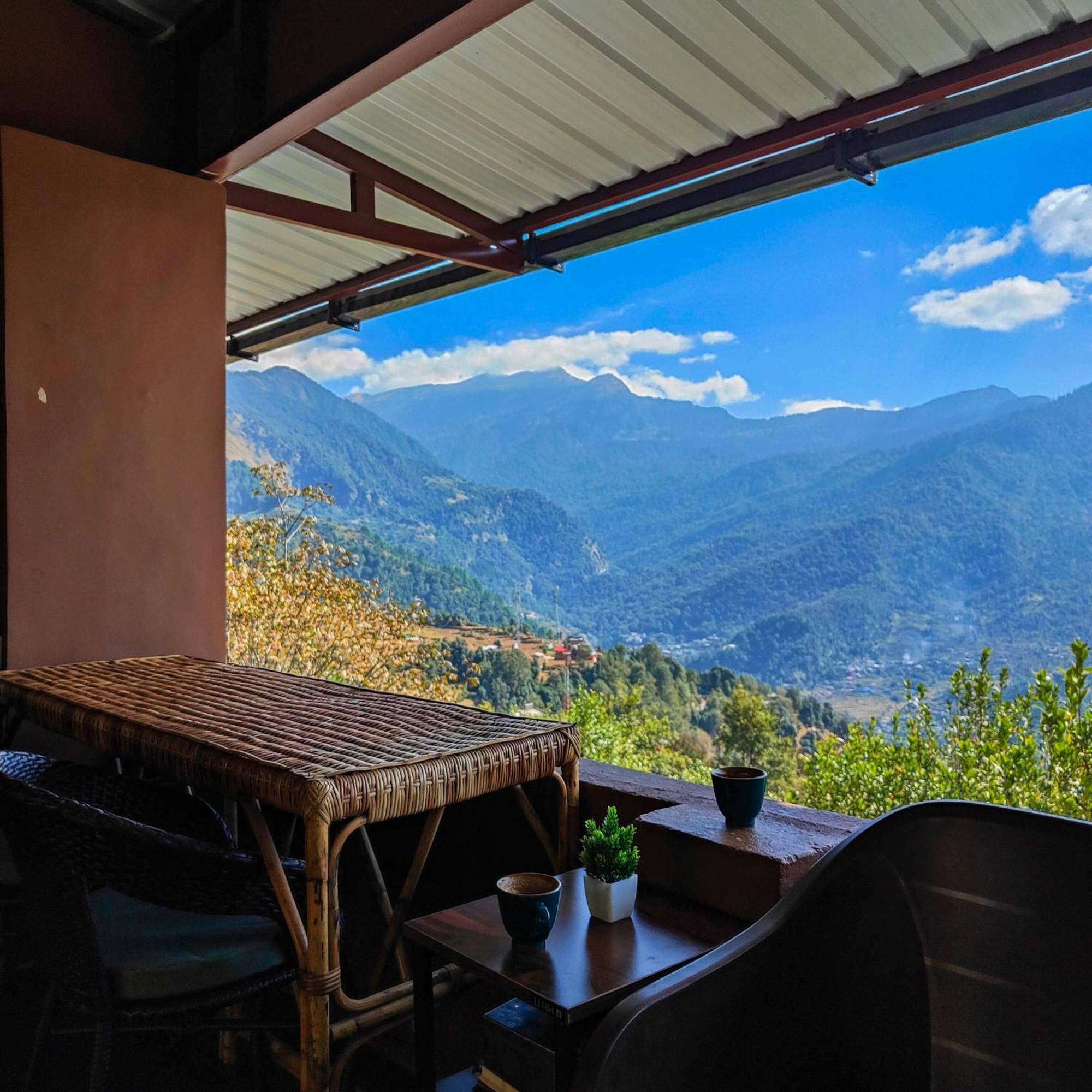 Cafe Buransh Villa Sari Eksteriør bilde